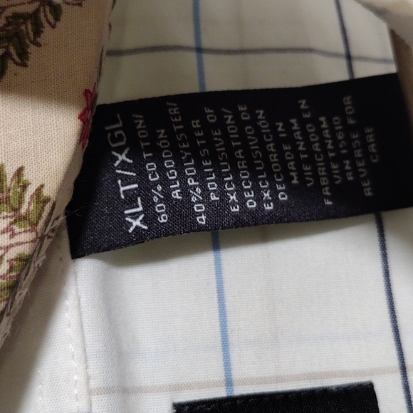 Men's Dockers XL white blue check pattern button up dress shirt - Picture 2 of 8